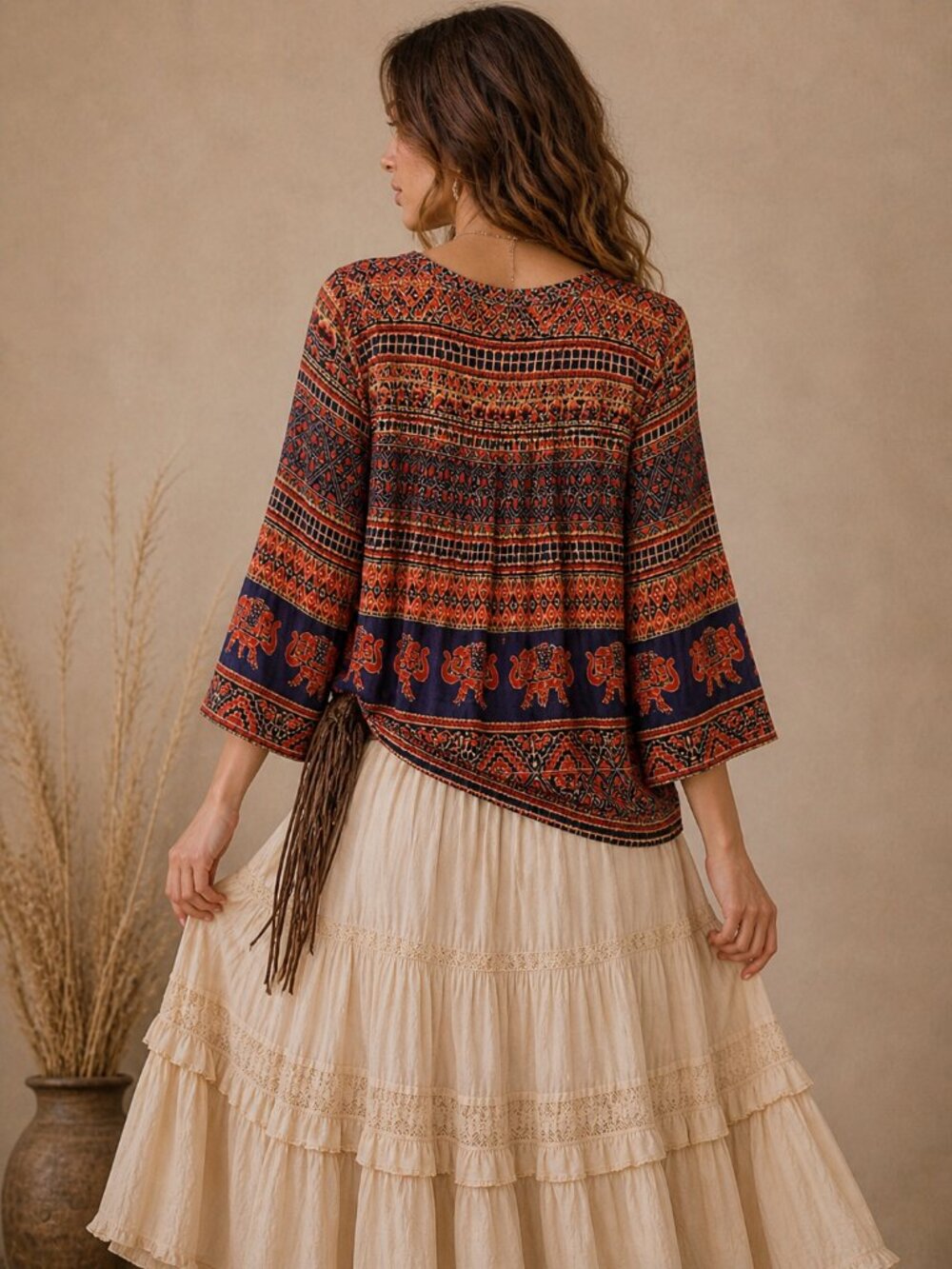 ANTHRO Vanessa Virginia Tribal Elephant Print Blouse Boho Split Neck Size 4 - Picture 2 of 10